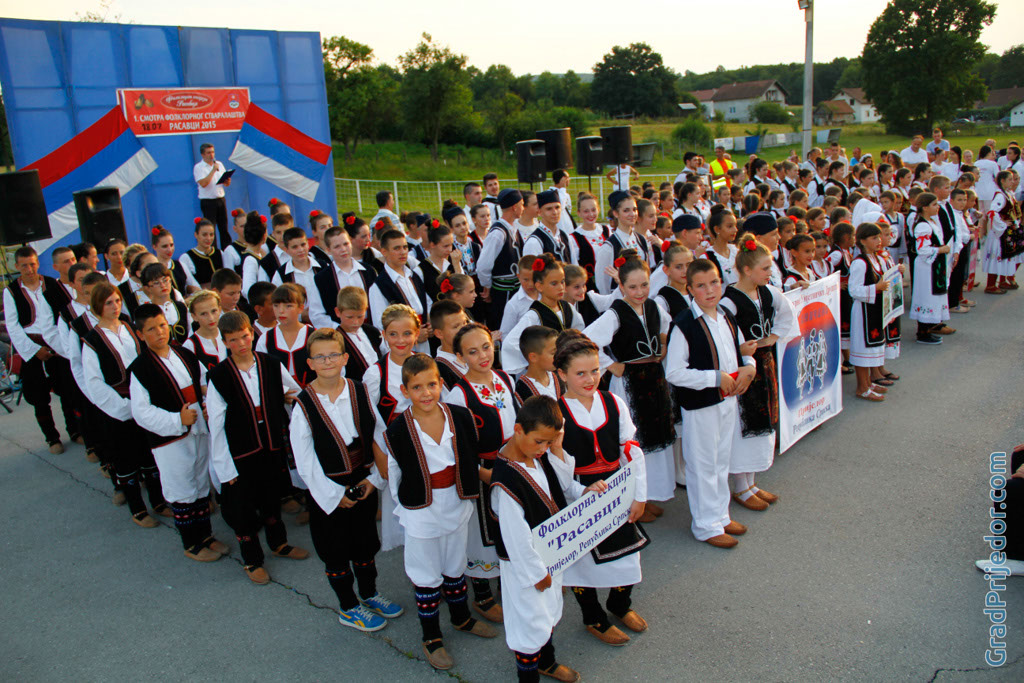 Prva smotra folklornog stvaralaštva "Rasavci 2015"