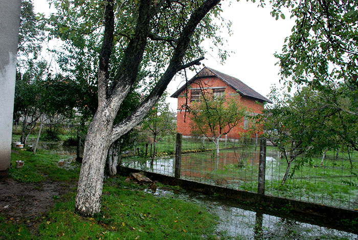 15-Prijedor---zaplavljene-kuce-u-Donjoj-Puharskoj