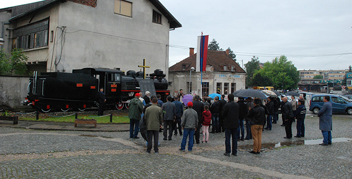 Porodice i kolege poginulih željezničara